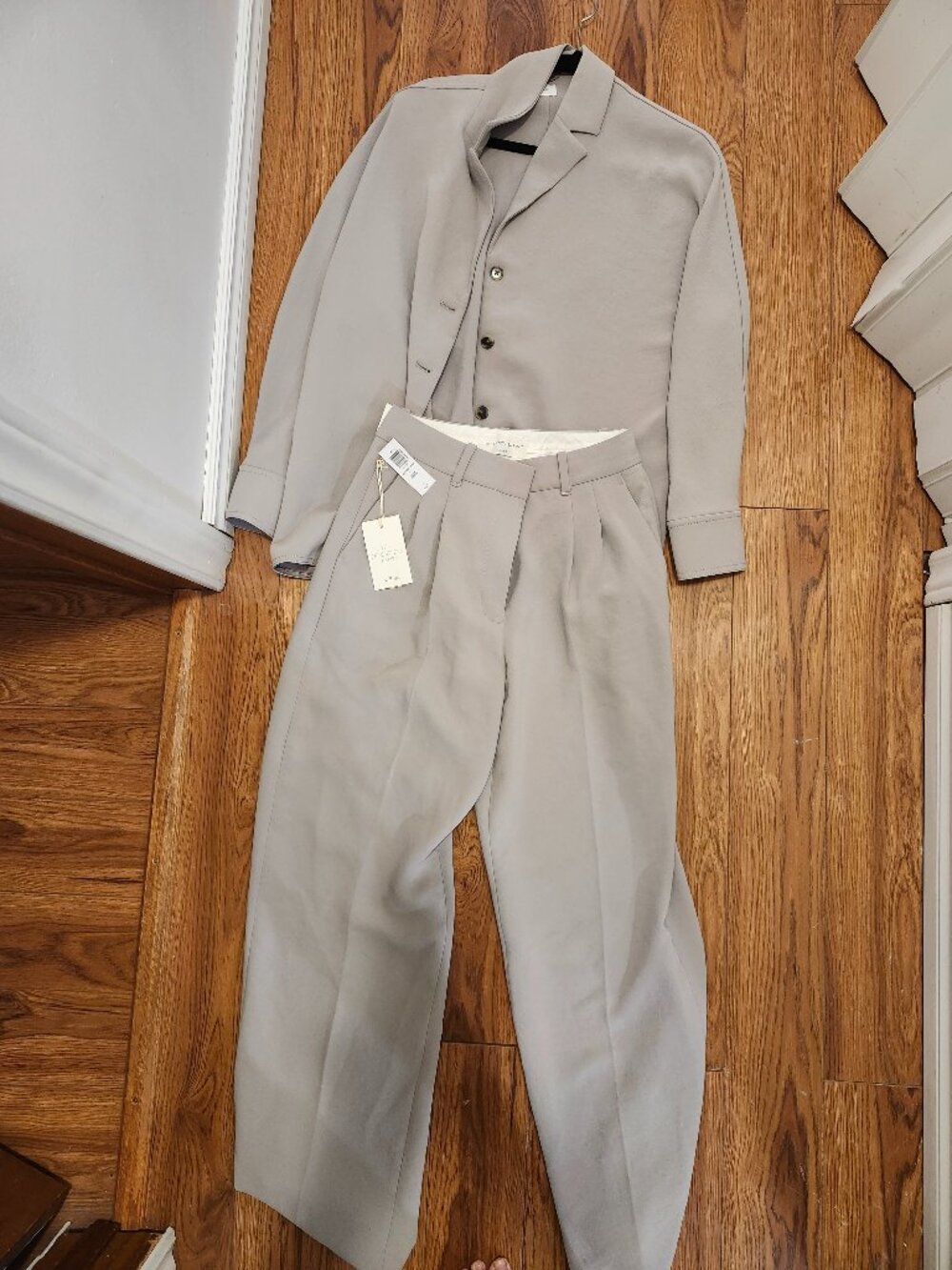 Aritzia set